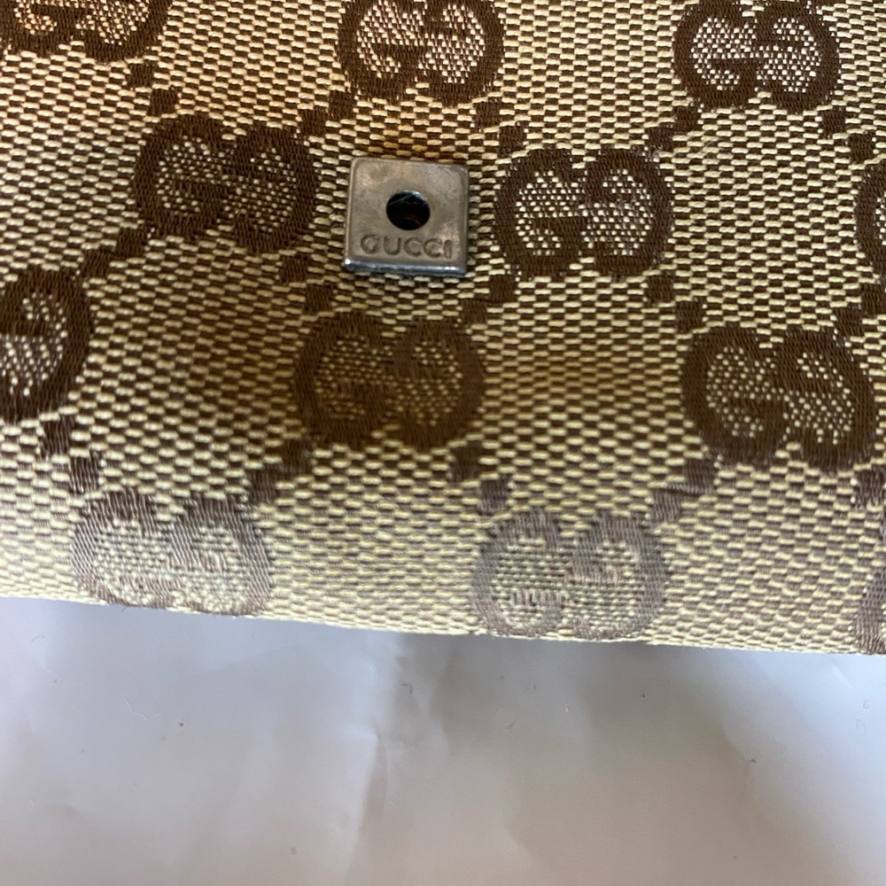 Gucci Tan and Brown Monogram Wallet - Picture 3 of 16